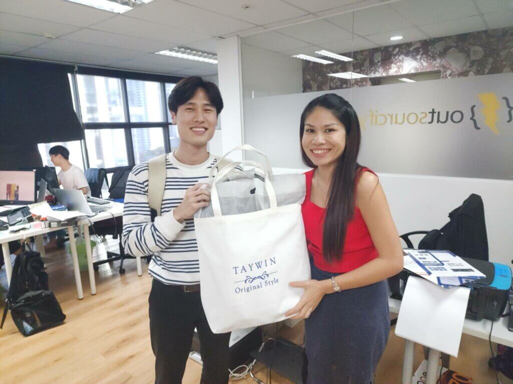 Jungkyu receiving a birthday present from our CEO.